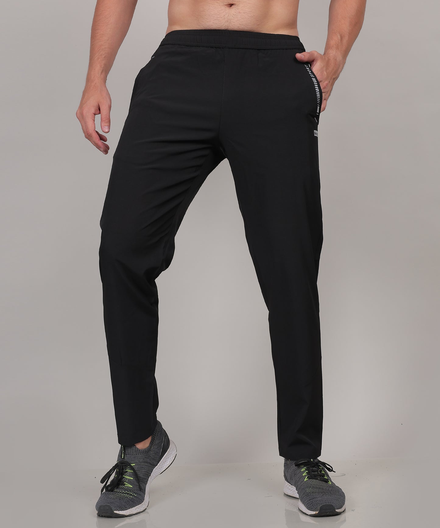 SELECT 8050 SLIMFIT TRAINING NS TRACK PANT BLACK FOR MEN
