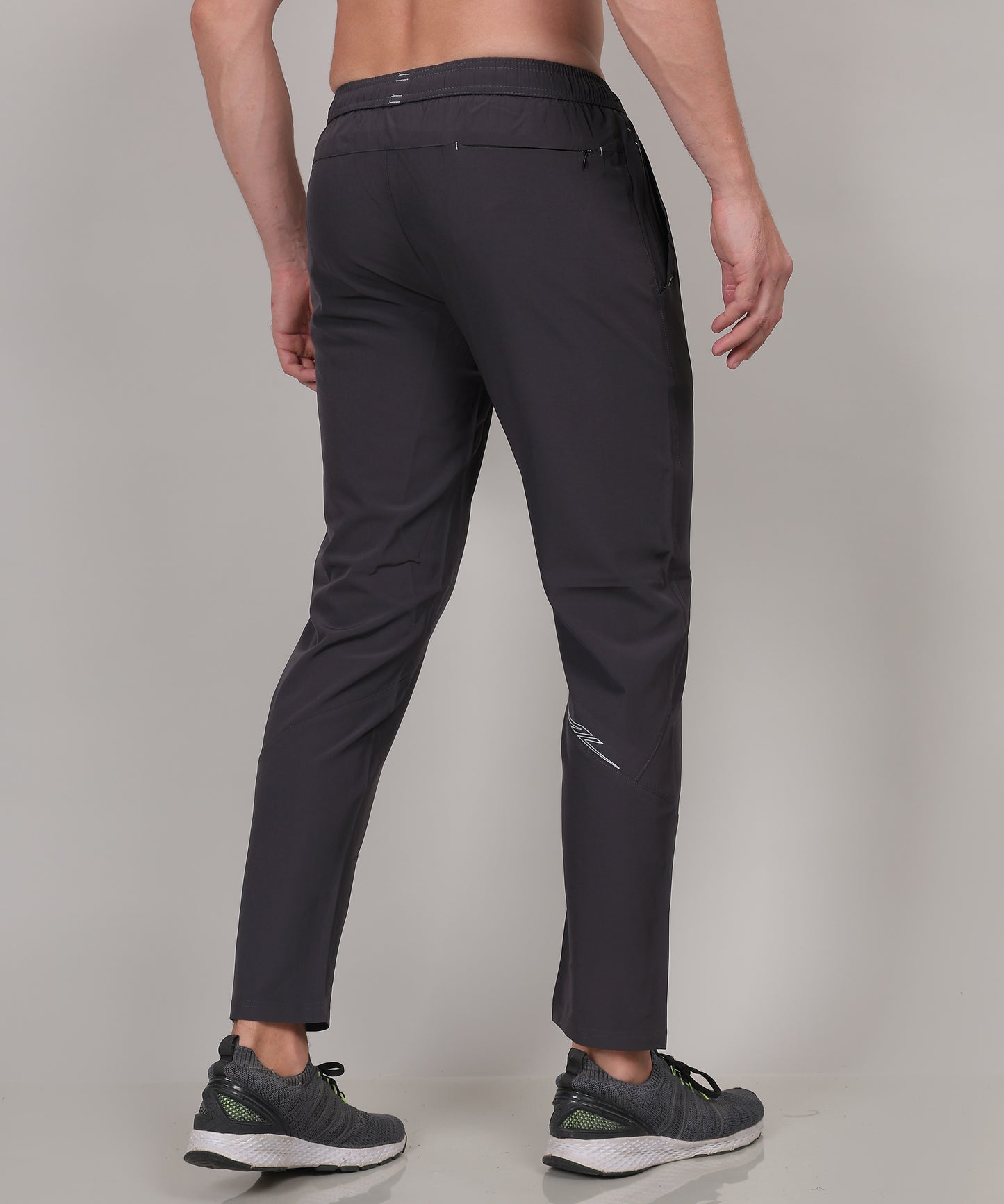 SELECT SLIMFIT TRAINING NS TRACK PANT GREY FOR MEN