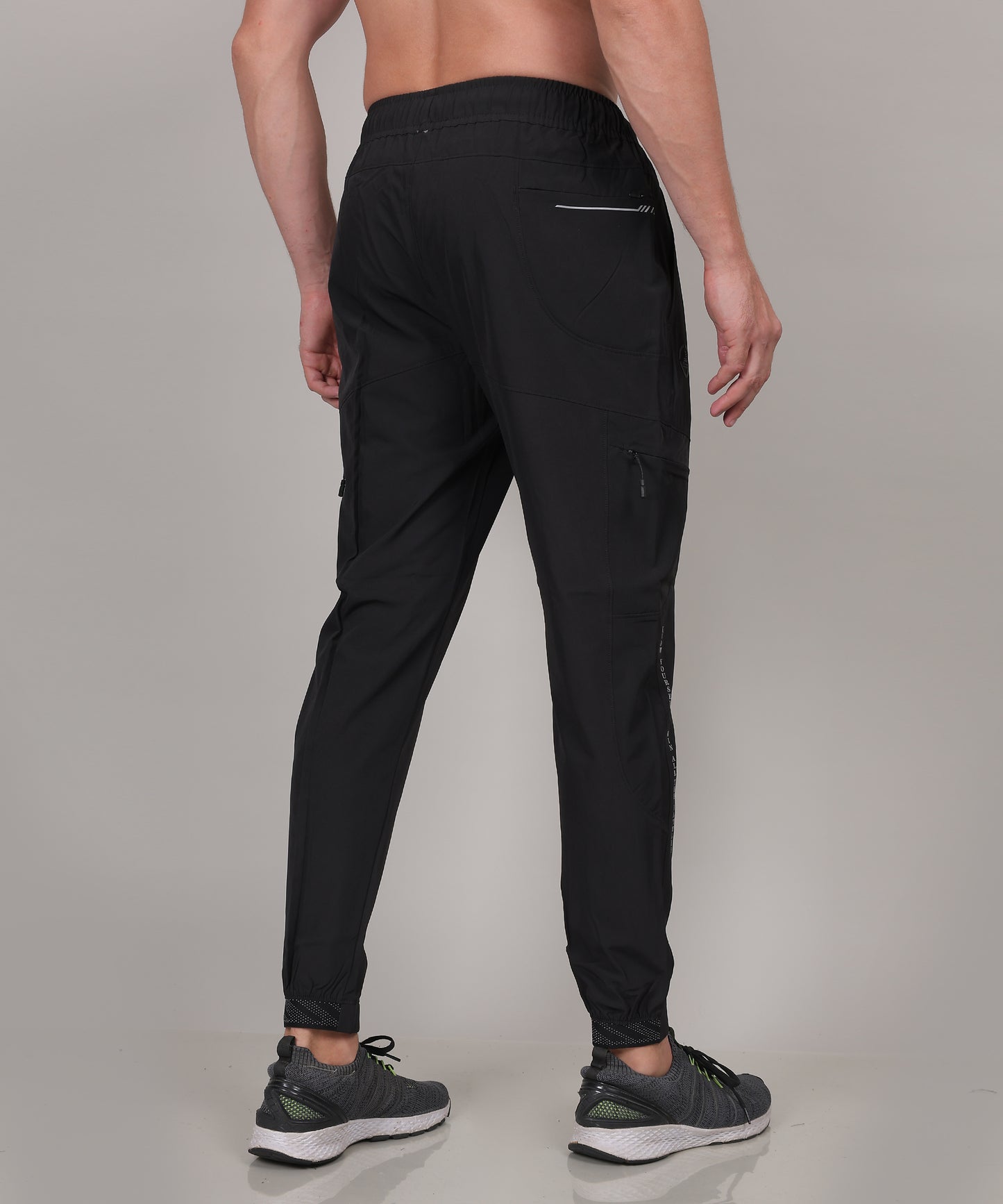 SELECT CARGO JOGGER TRACK PANT BLACK FOR MEN