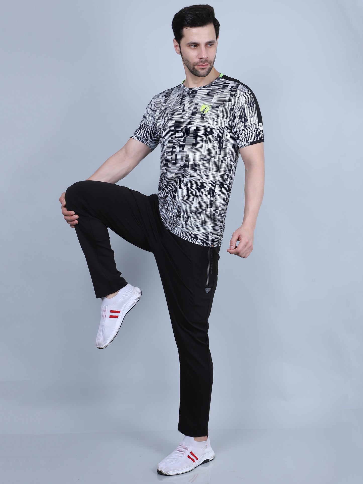SELECT 5515 ULTRA DRY-FIT ROUND NECK T-SHIRT